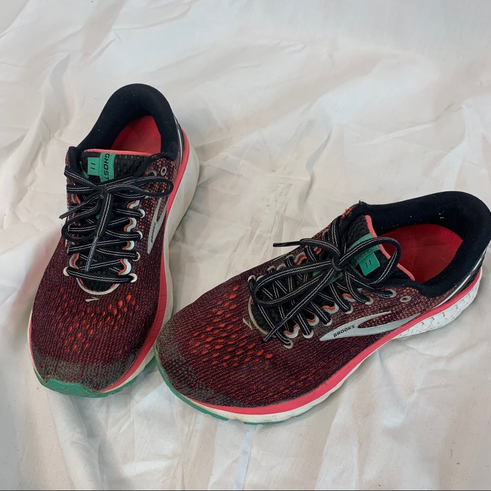 BROOKS GHOST 11 RUNNING SHOES